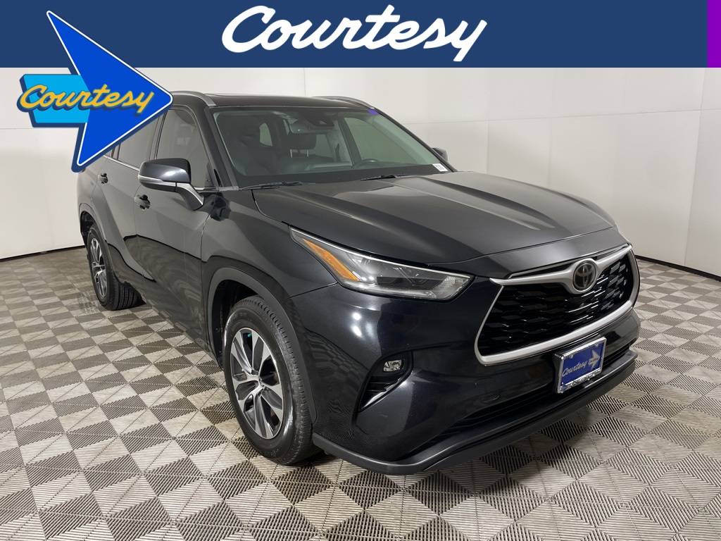 2021 Toyota Highlander XLE — SUV — 61,514 mi — Mesa, AZ