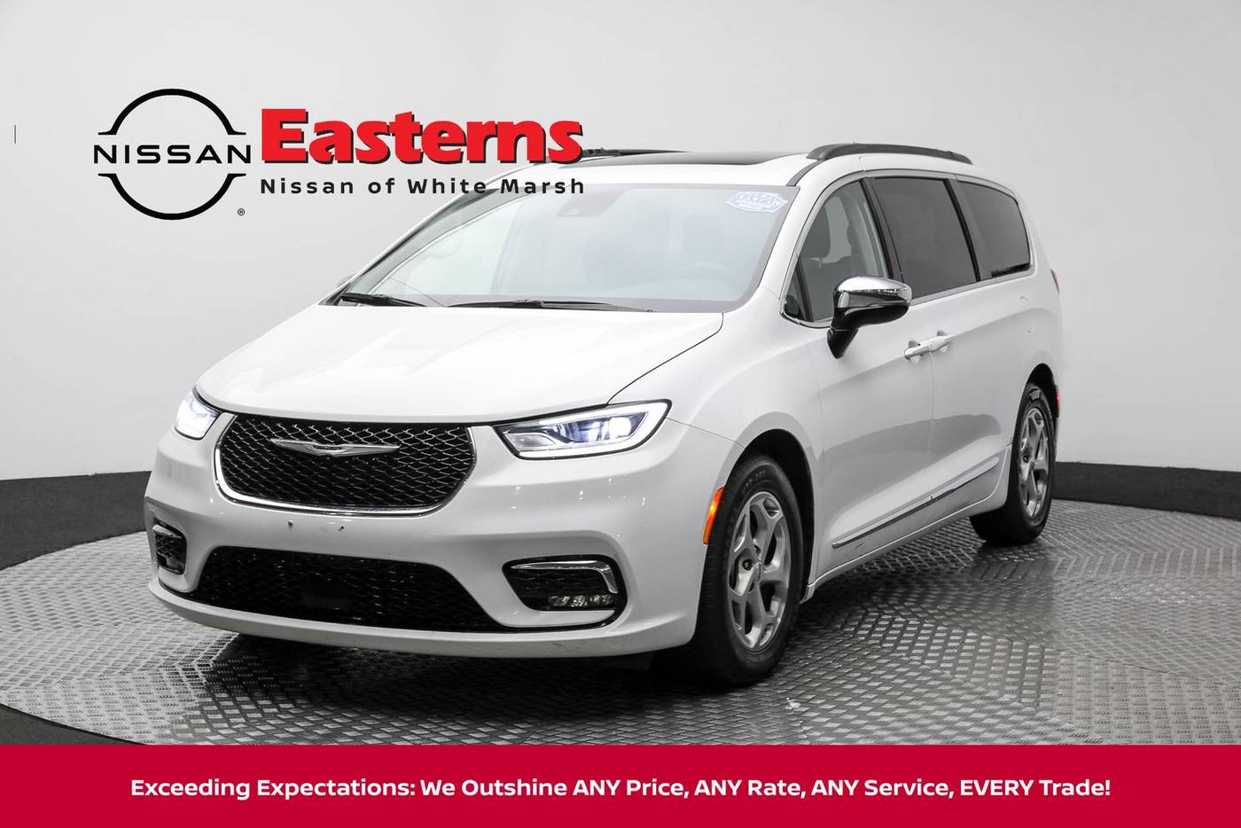 2023 Chrysler Pacifica Limited — Minivan — 59,171 mi — White Marsh, MD