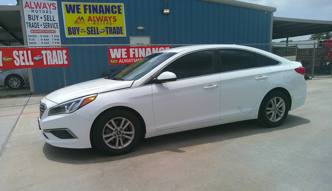 2016 Hyundai Sonata Base — Sedan — 151,715 mi — Spring, TX