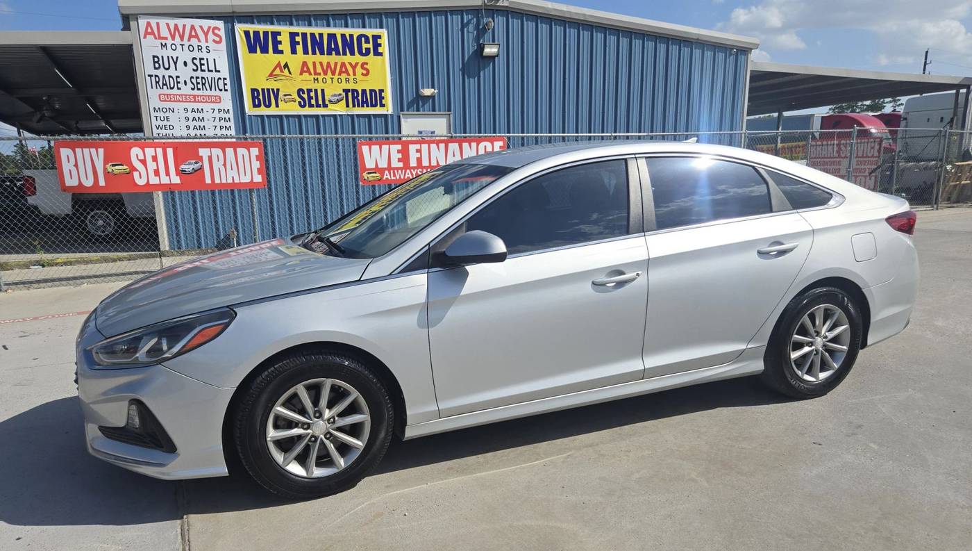2018 Hyundai Sonata SE — Sedan — 76,531 mi — Spring, TX