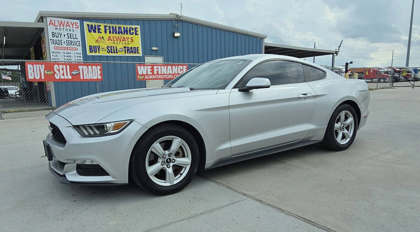 2016 Ford Mustang V6 — Coupe — 144,208 mi — Spring, TX