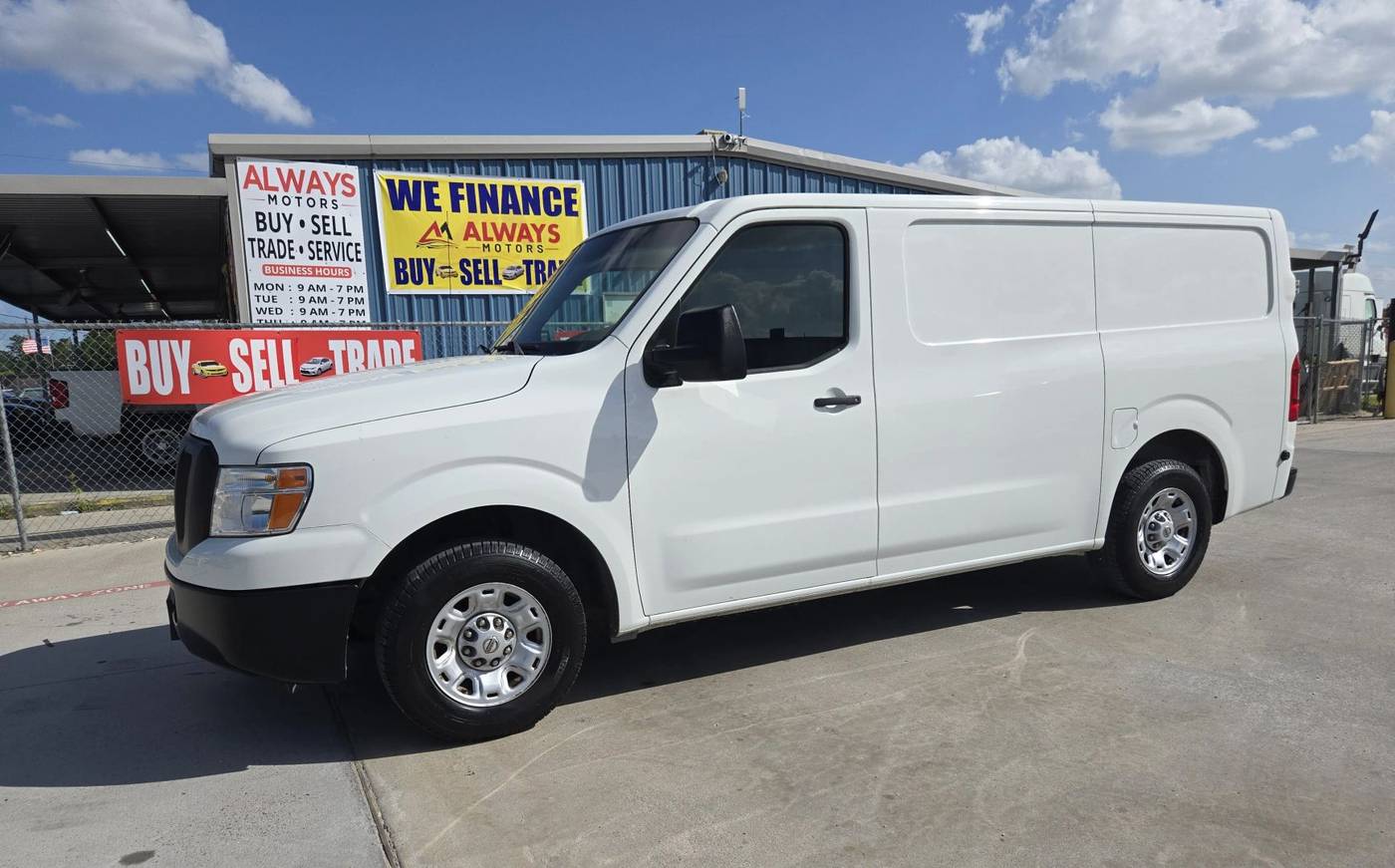 2018 Nissan NV Cargo NV2500 HD SV — Cargo Van — 59,410 mi — Spring, TX
