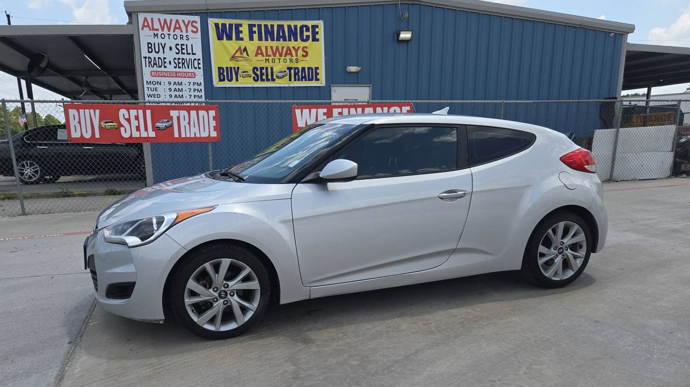 2016 Hyundai Veloster Base — Hatchback — 140,928 mi — Spring, TX