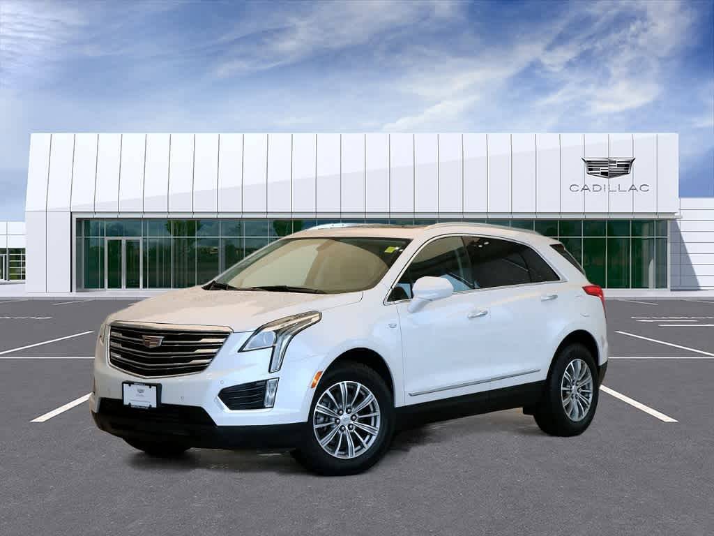 2017 Cadillac XT5 Luxury — SUV — 130,684 mi — Libertyville, IL