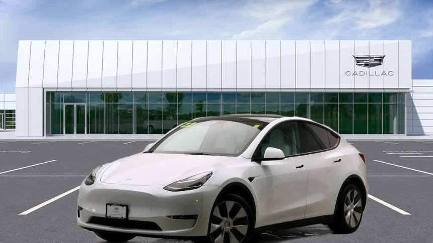 2022 Tesla Model Y Long Range — SUV — 26,131 mi — Libertyville, IL