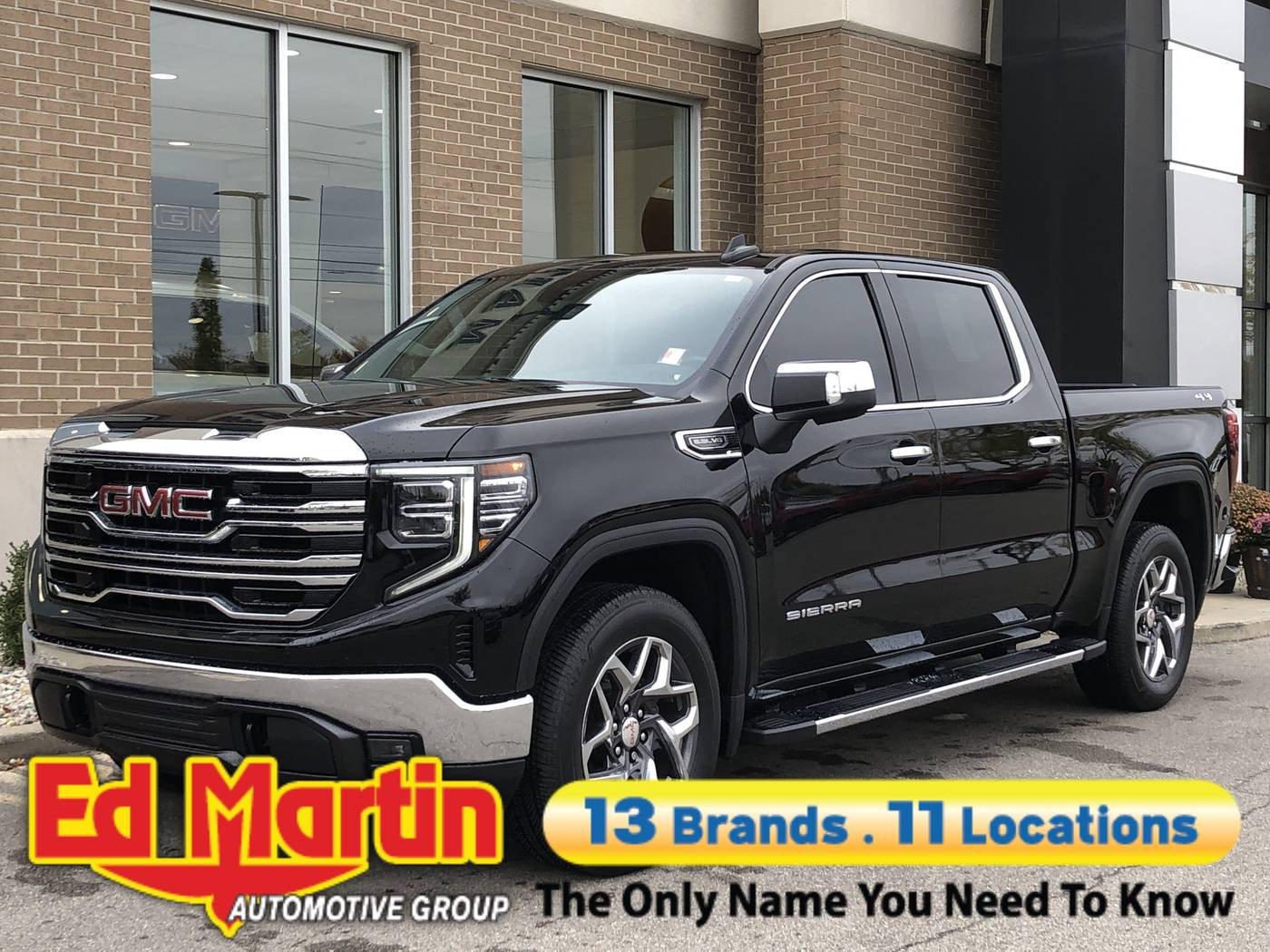 2023 GMC Sierra 1500 SLT — Pickup Truck — 16,730 mi — Carmel, IN
