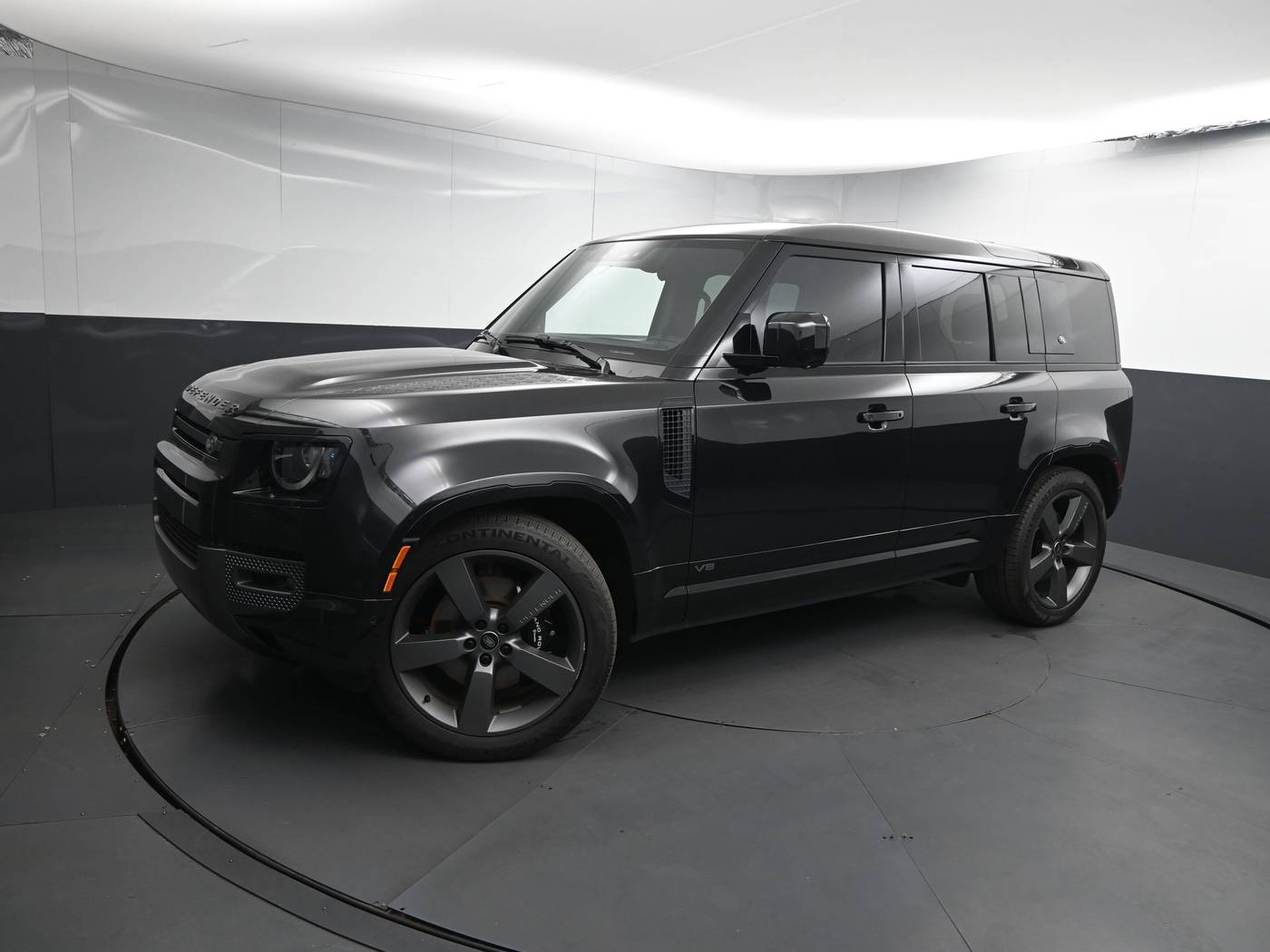 2024 Land Rover Defender V8 — SUV — 20,441 mi — Greenville, SC