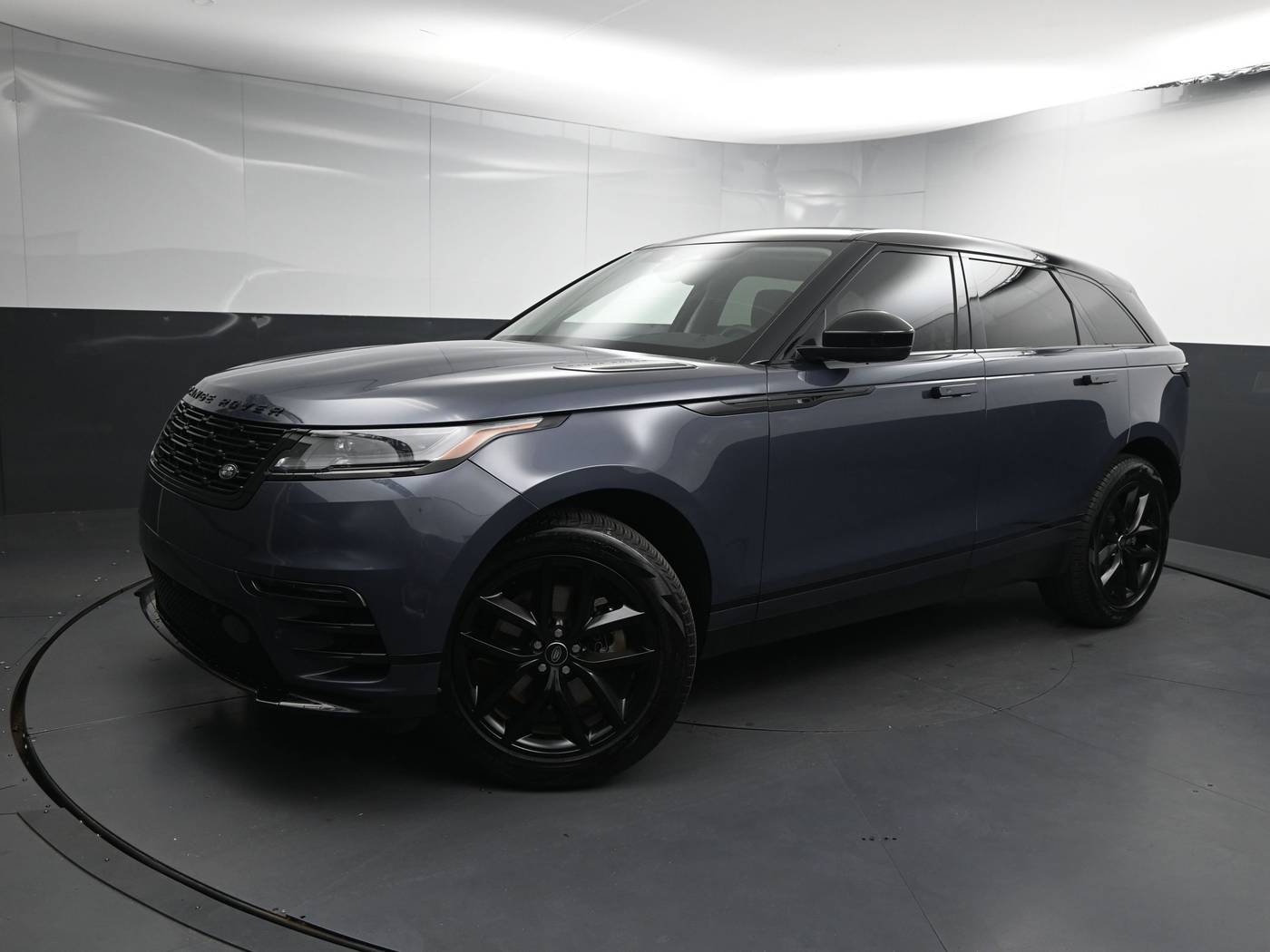 2025 Land Rover Range Rover Velar Dynamic SE — SUV — 11,132 mi — Greenville, SC