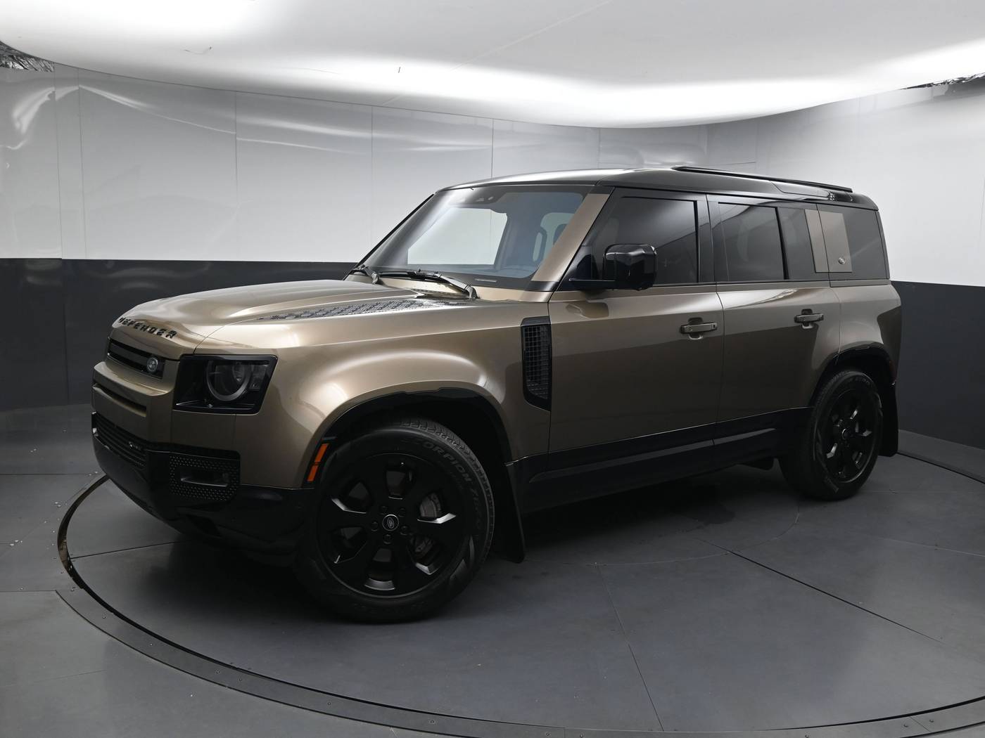 2022 Land Rover Defender X-Dynamic SE — SUV — 33,350 mi — Greenville, SC