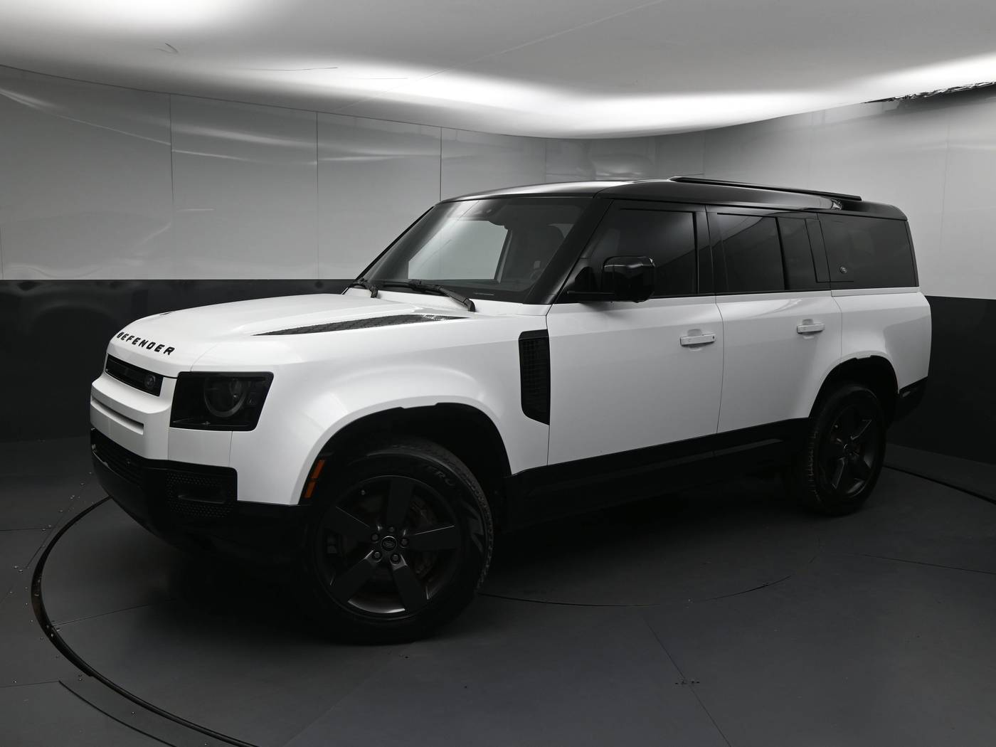 2023 Land Rover Defender X-Dynamic SE — SUV — 40,713 mi — Greenville, SC