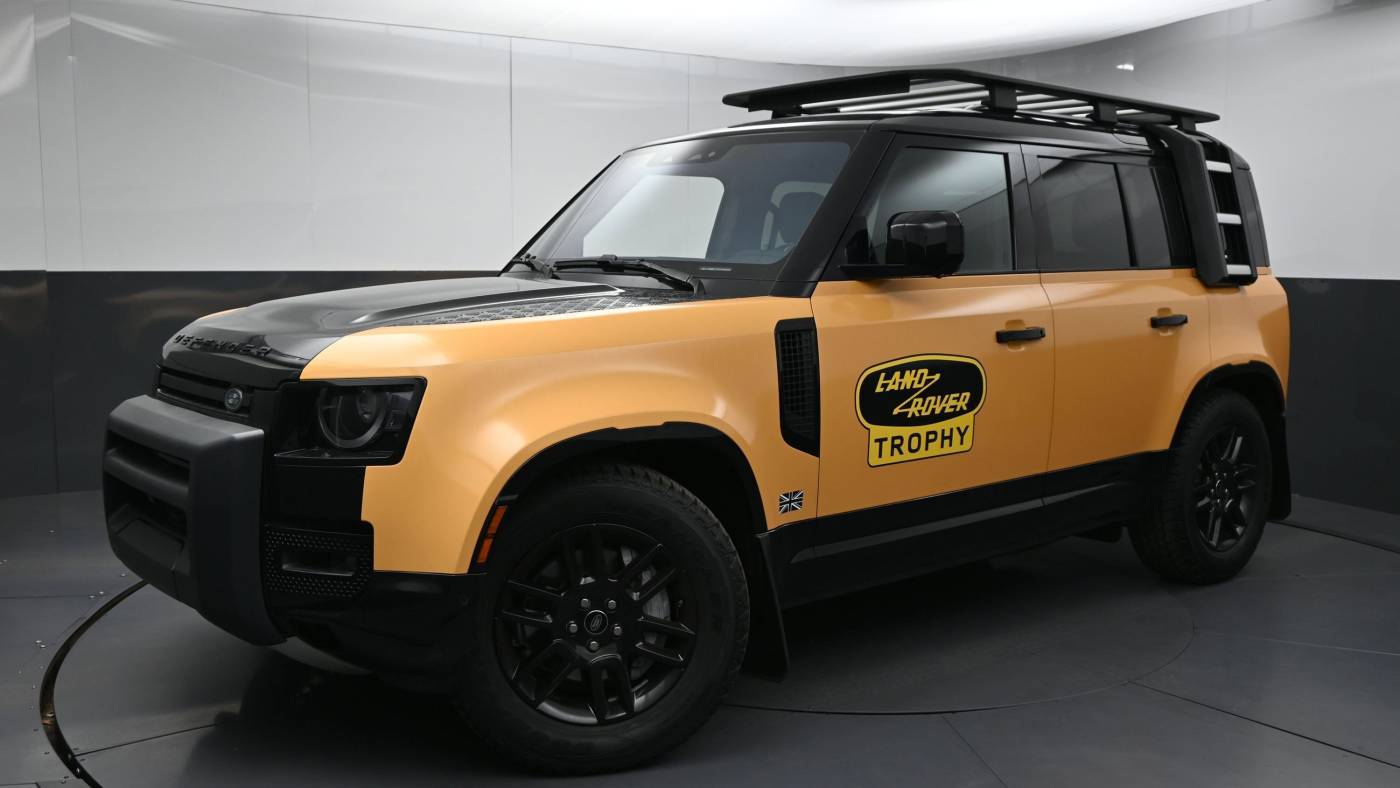 2022 Land Rover Defender X-Dynamic SE — SUV — 23,314 mi — Greenville, SC