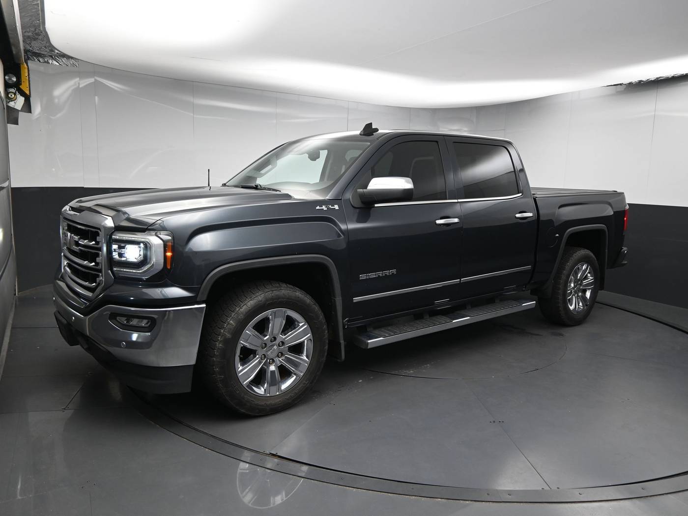 2018 GMC Sierra 1500 SLT — Pickup Truck — 88,460 mi — Greenville, SC