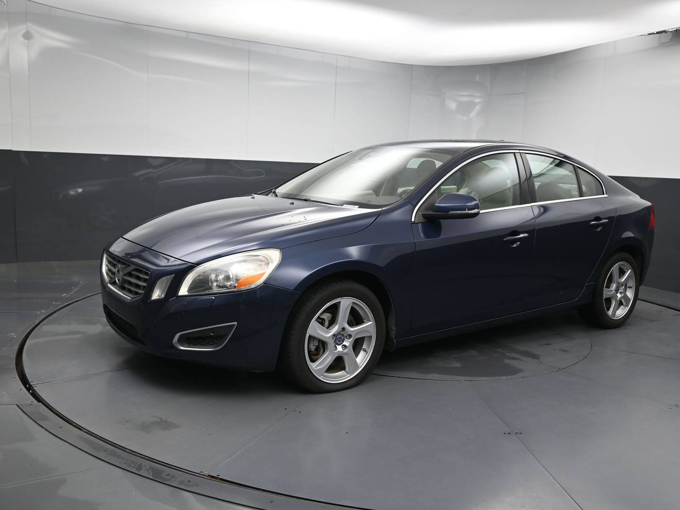2013 Volvo S60 Platinum — Sedan — 85,663 mi — Greenville, SC