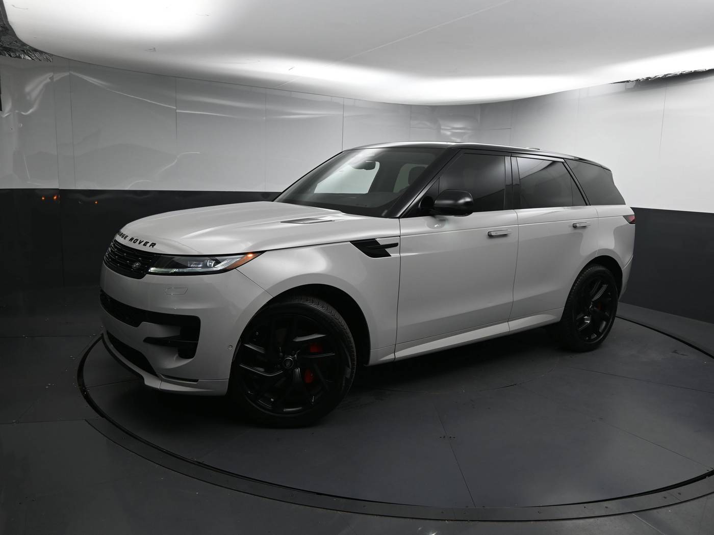 2024 Land Rover Range Rover Sport SE Dynamic — SUV — 21,717 mi — Greenville, SC