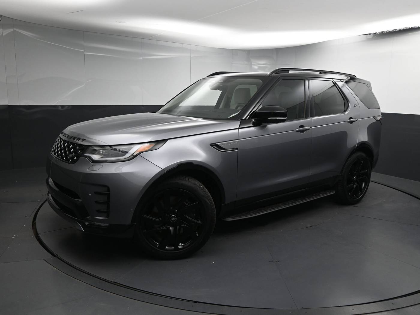 2025 Land Rover Discovery Dynamic SE — SUV — 5,177 mi — Greenville, SC