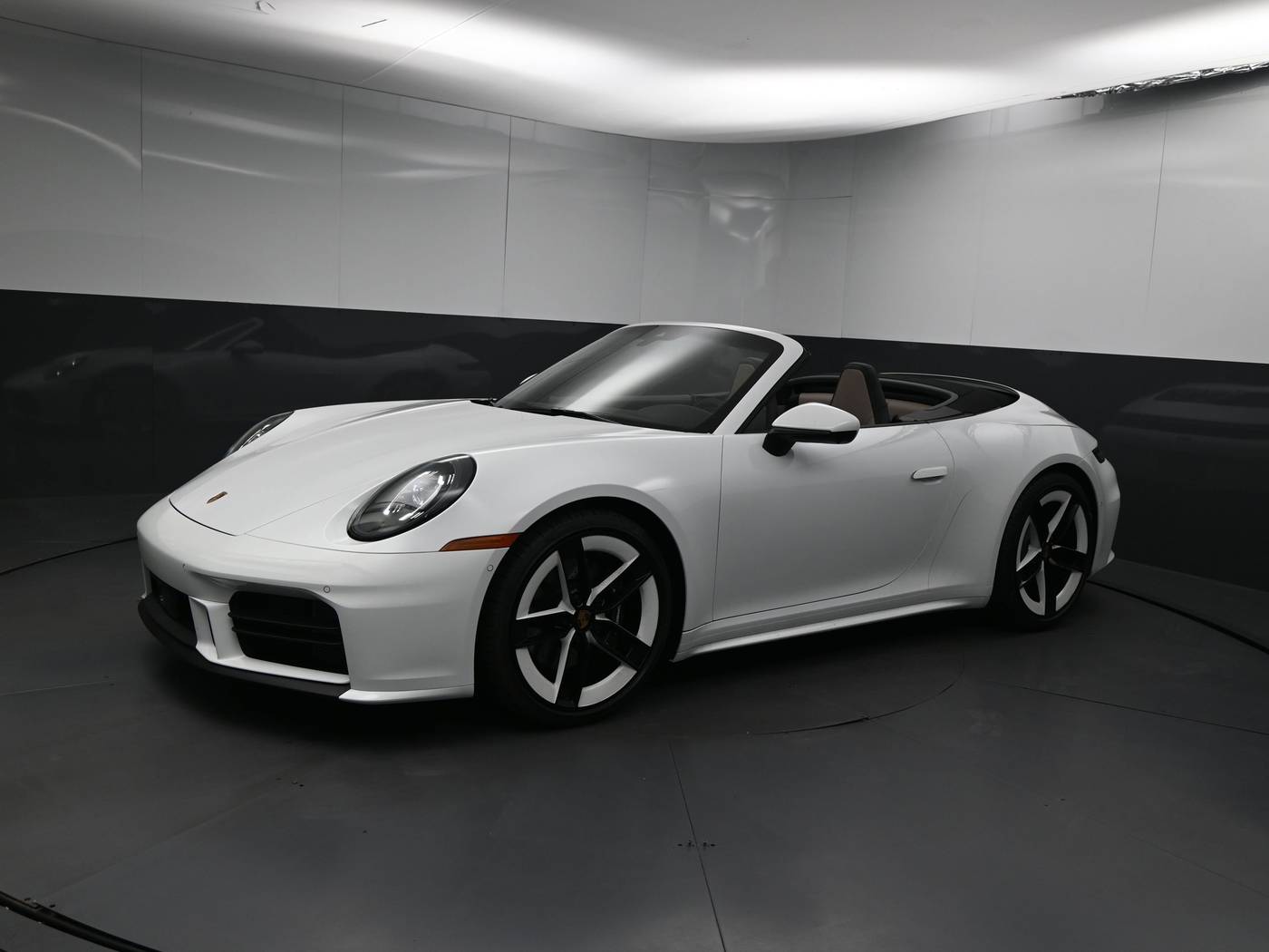 2025 Porsche 911 Carrera — Convertible — 270 mi — Greenville, SC