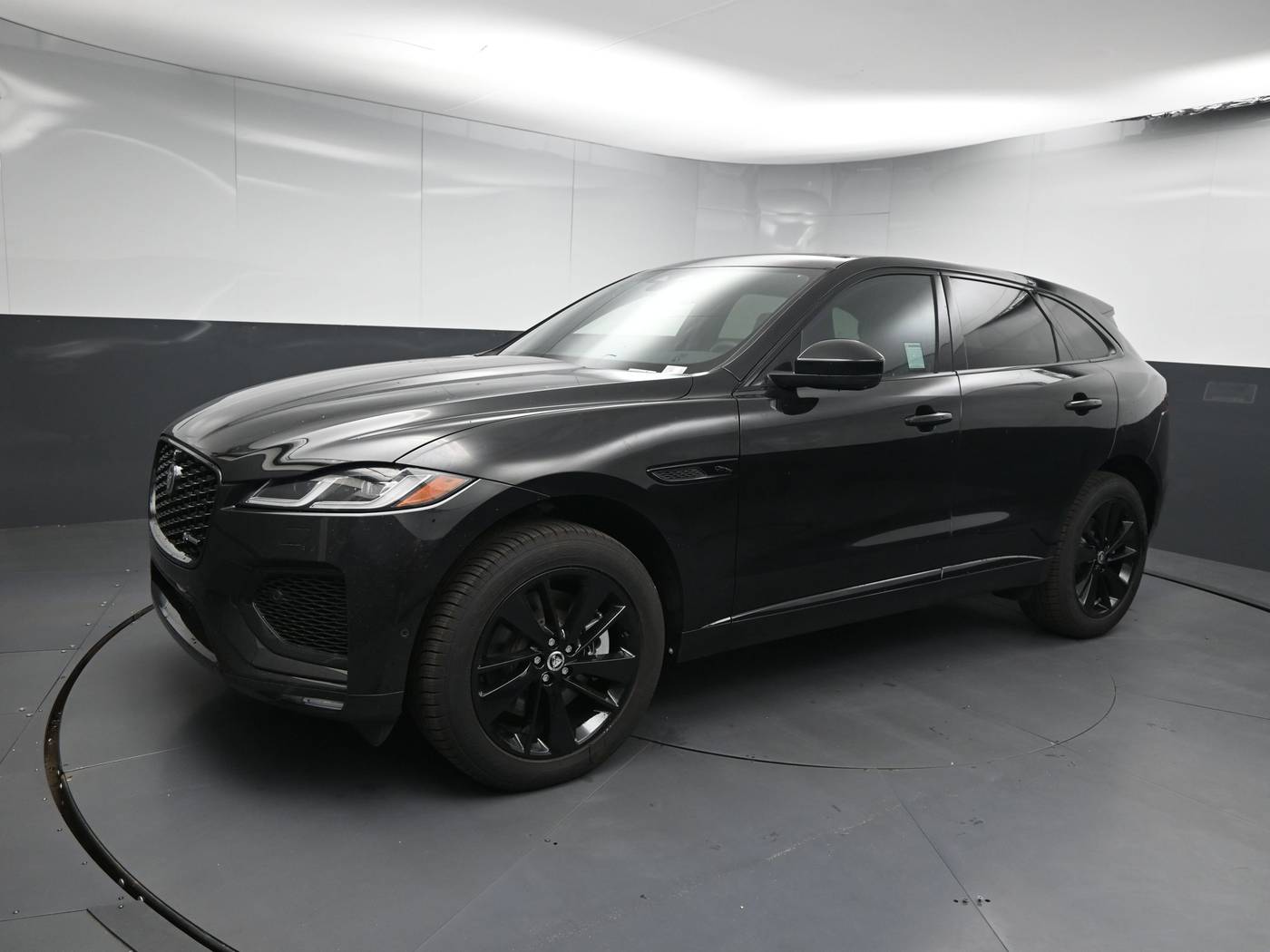 2024 Jaguar F-PACE R-Dynamic S — SUV — 70 mi — Greenville, SC