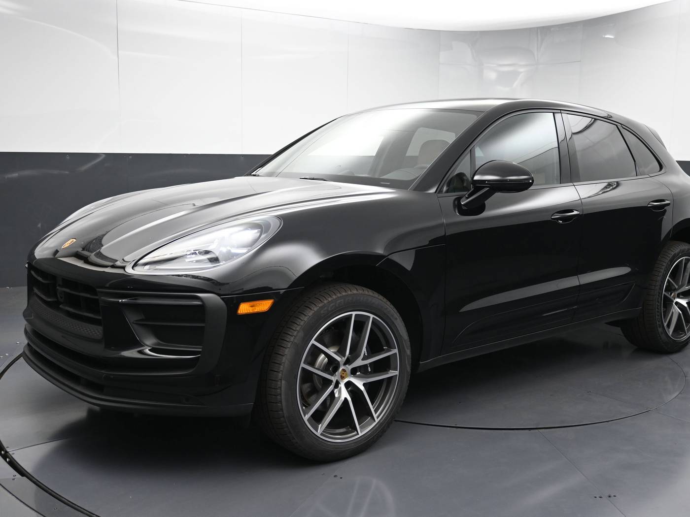 2025 Porsche Macan Standard — SUV — 7,614 mi — Greenville, SC
