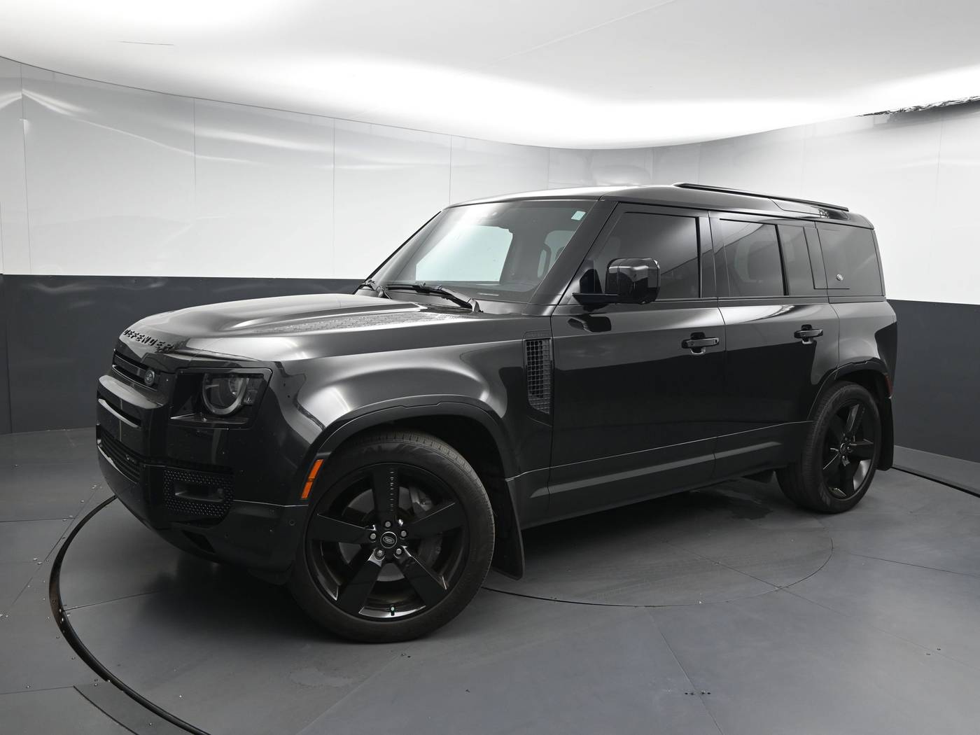 2022 Land Rover Defender X-Dynamic HSE — SUV — 31,854 mi — Greenville, SC