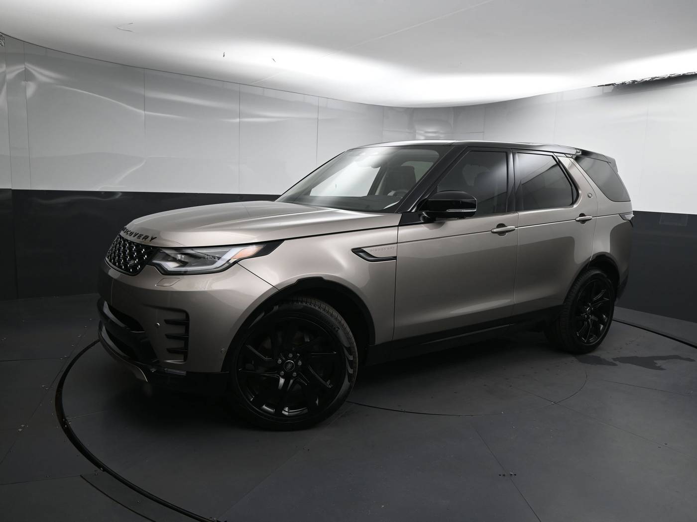 2025 Land Rover Discovery Dynamic SE — SUV — 7,100 mi — Greenville, SC