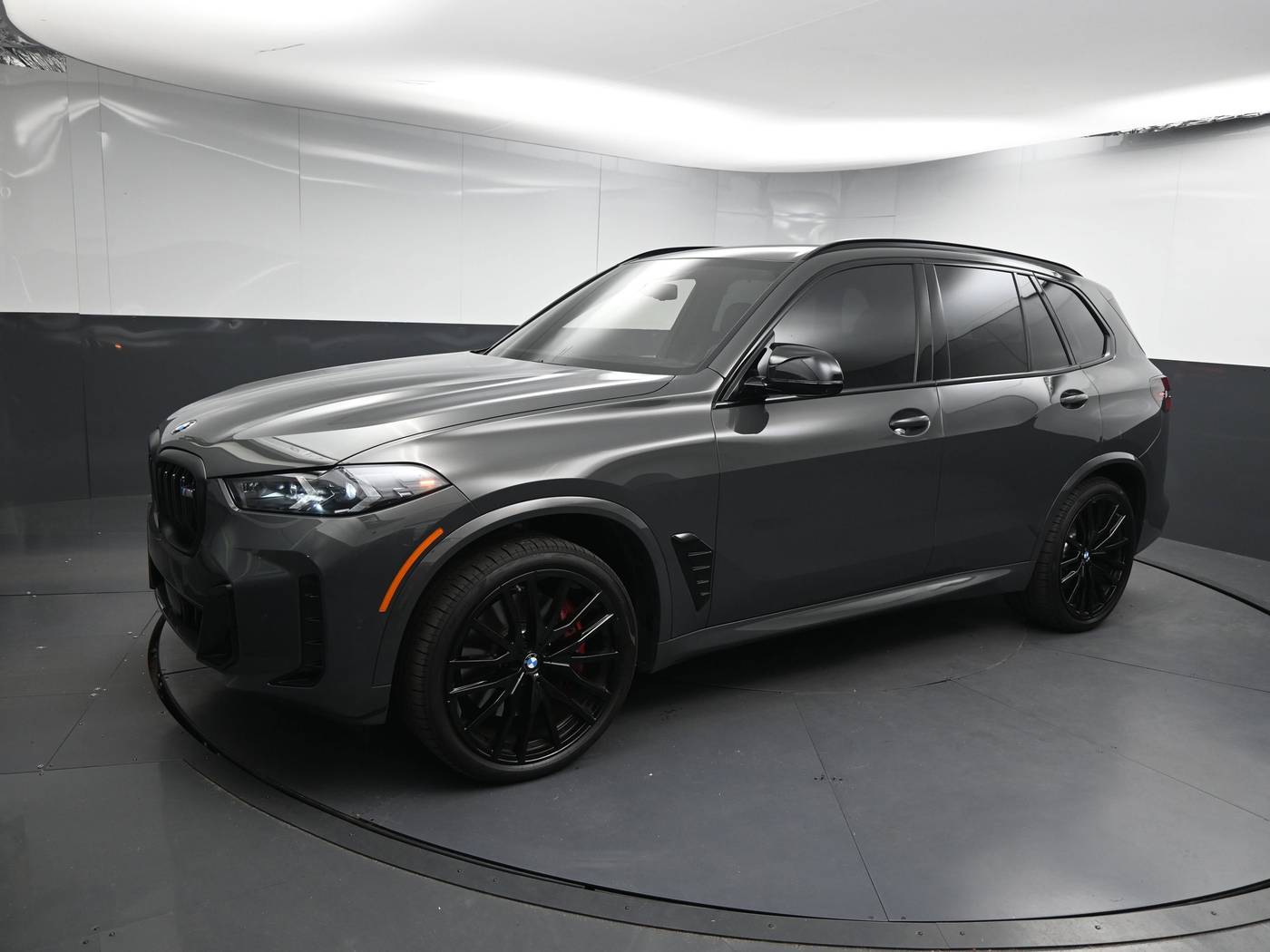 2025 BMW X5 M60i — SUV — 5,610 mi — Greenville, SC