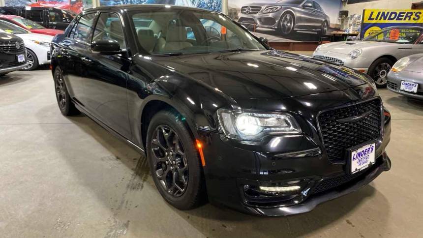 2022 Chrysler 300 Touring L — Sedan — 13,850 mi — Worcester, MA