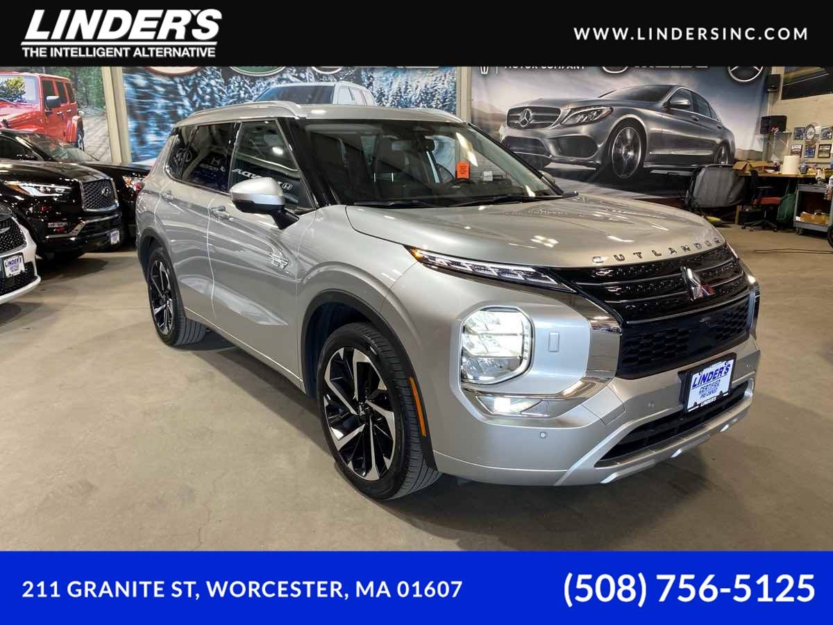 2023 Mitsubishi Outlander Plug-In Hybrid SEL — SUV — 16,127 mi — Worcester, MA