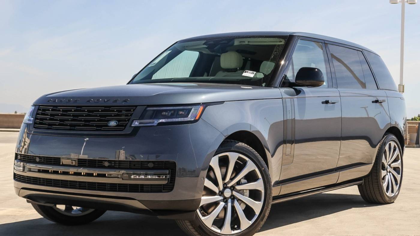 2025 Land Rover Range Rover P530 SE LWB
