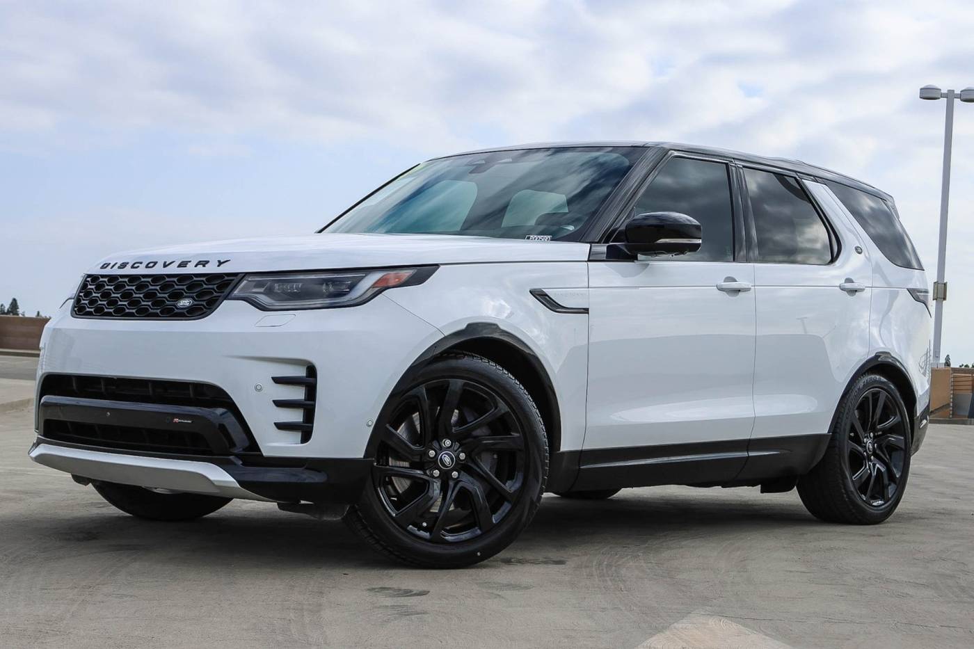 2023 Land Rover Discovery S R-Dynamic — SUV — 25,481 mi — Fresno, CA
