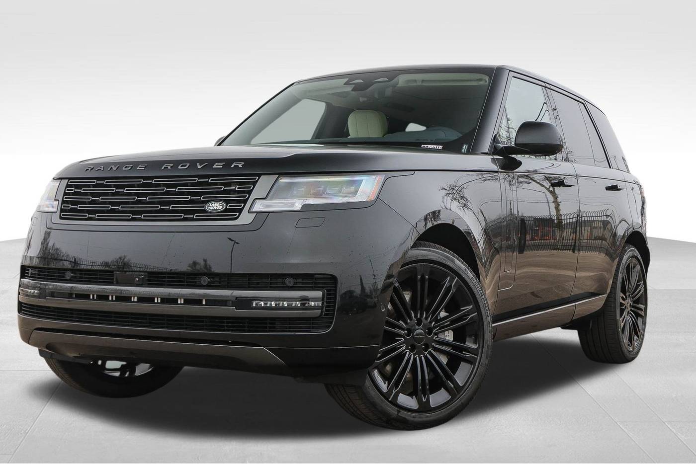 2026 Land Rover Range Rover P530 SE