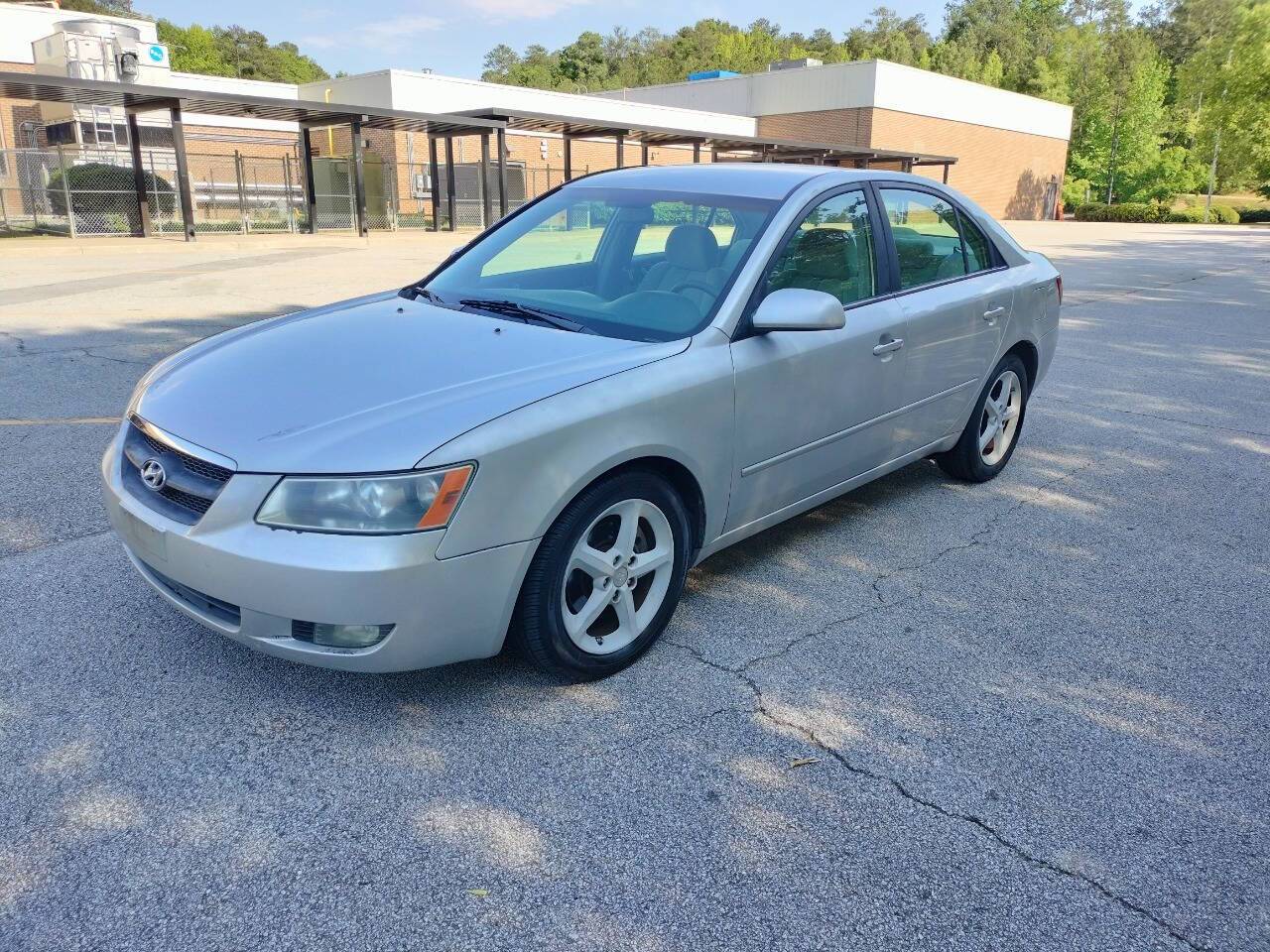 2007 Hyundai Sonata SE — Sedan — 115,722 mi — Mableton, GA