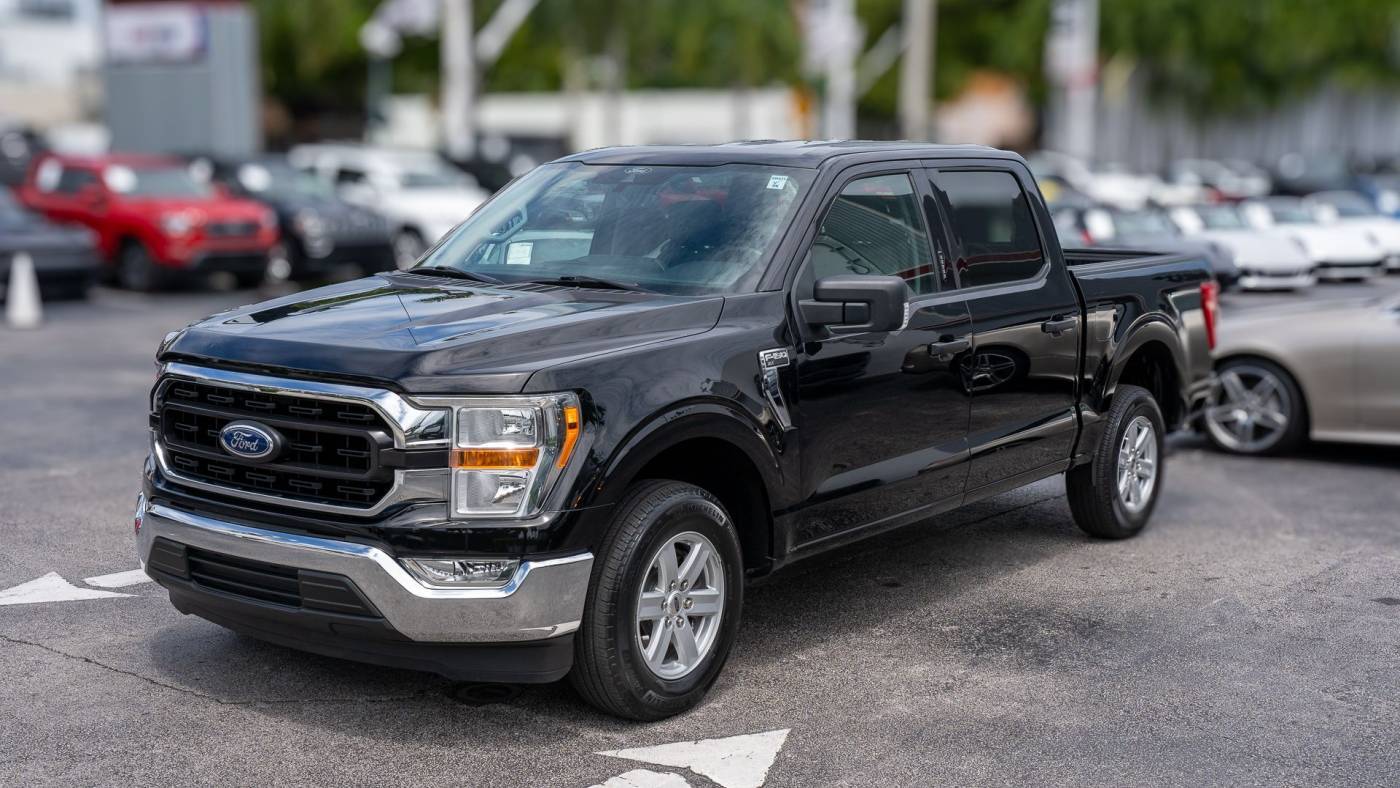 2021 Ford F-150 XLT — Pickup Truck — 9,977 mi — Miami, FL