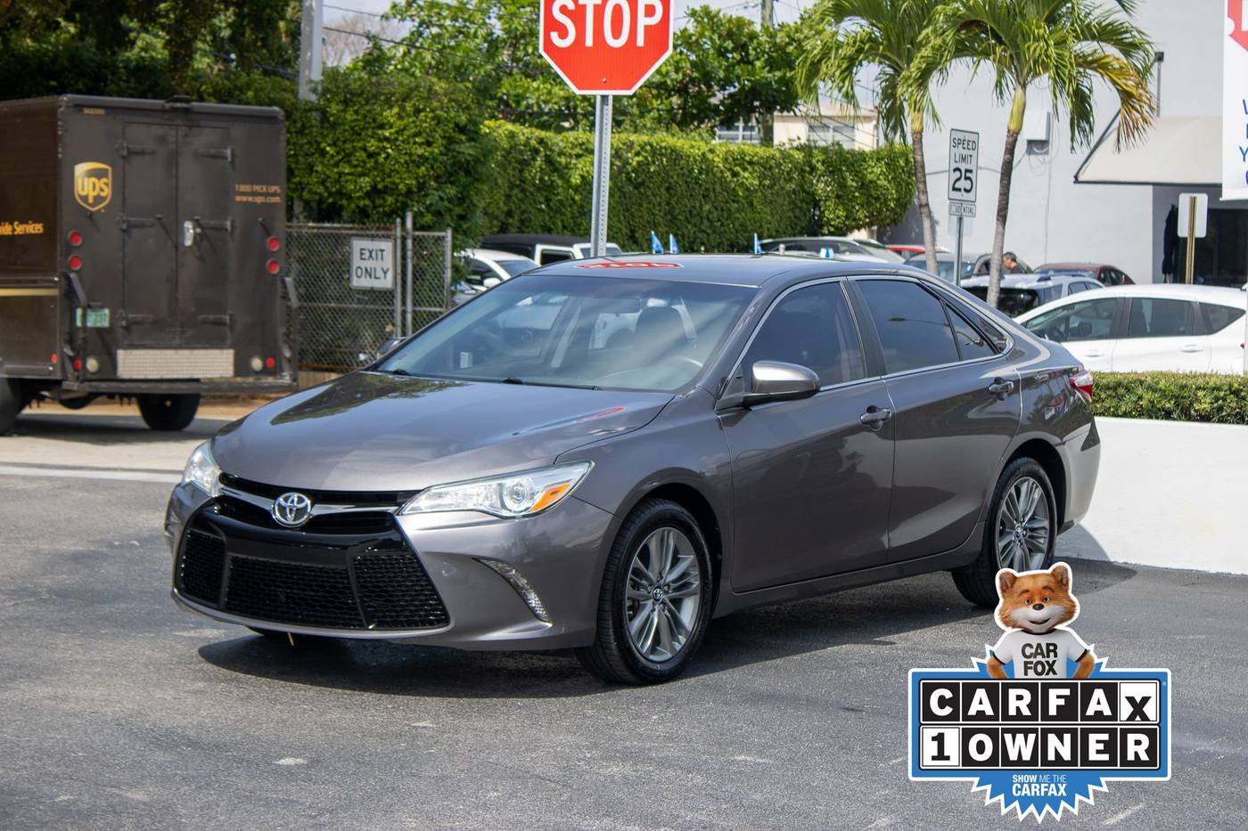 2017 Toyota Camry XLE — Sedan — 106,069 mi — Miami, FL