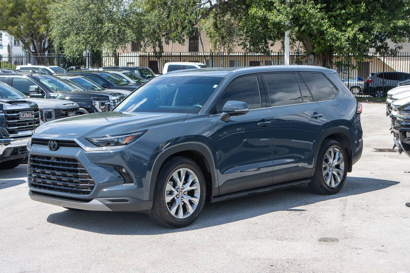 2024 Toyota Grand Highlander Limited — SUV — 18,550 mi — Miami, FL