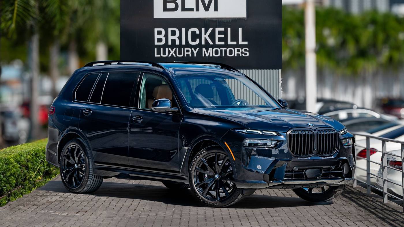 2024 BMW X7 40i — SUV — 3,596 mi — Miami, FL