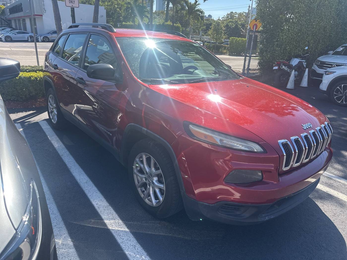 2015 Jeep Cherokee Sport — SUV — 169,473 mi — Miami, FL