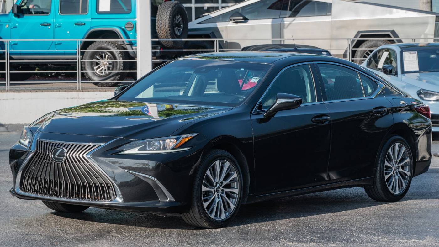 2019 Lexus ES ES 350 Luxury — Sedan — 18,238 mi — Miami, FL