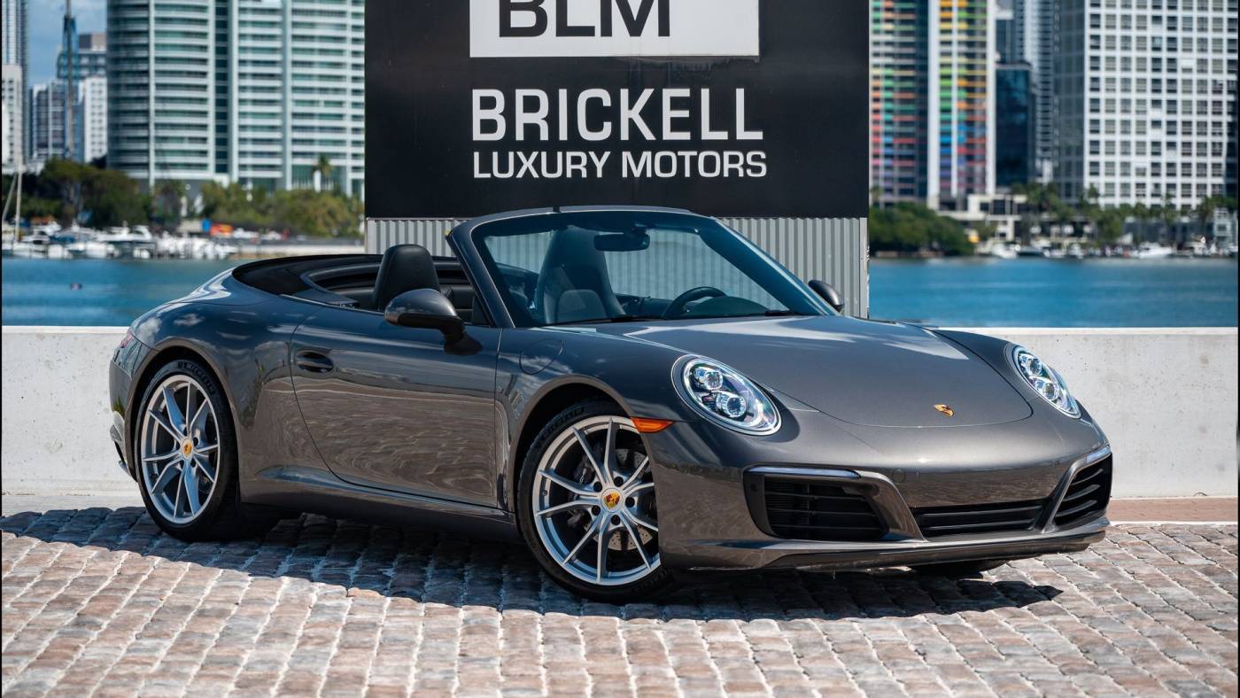 2018 Porsche 911 Carrera