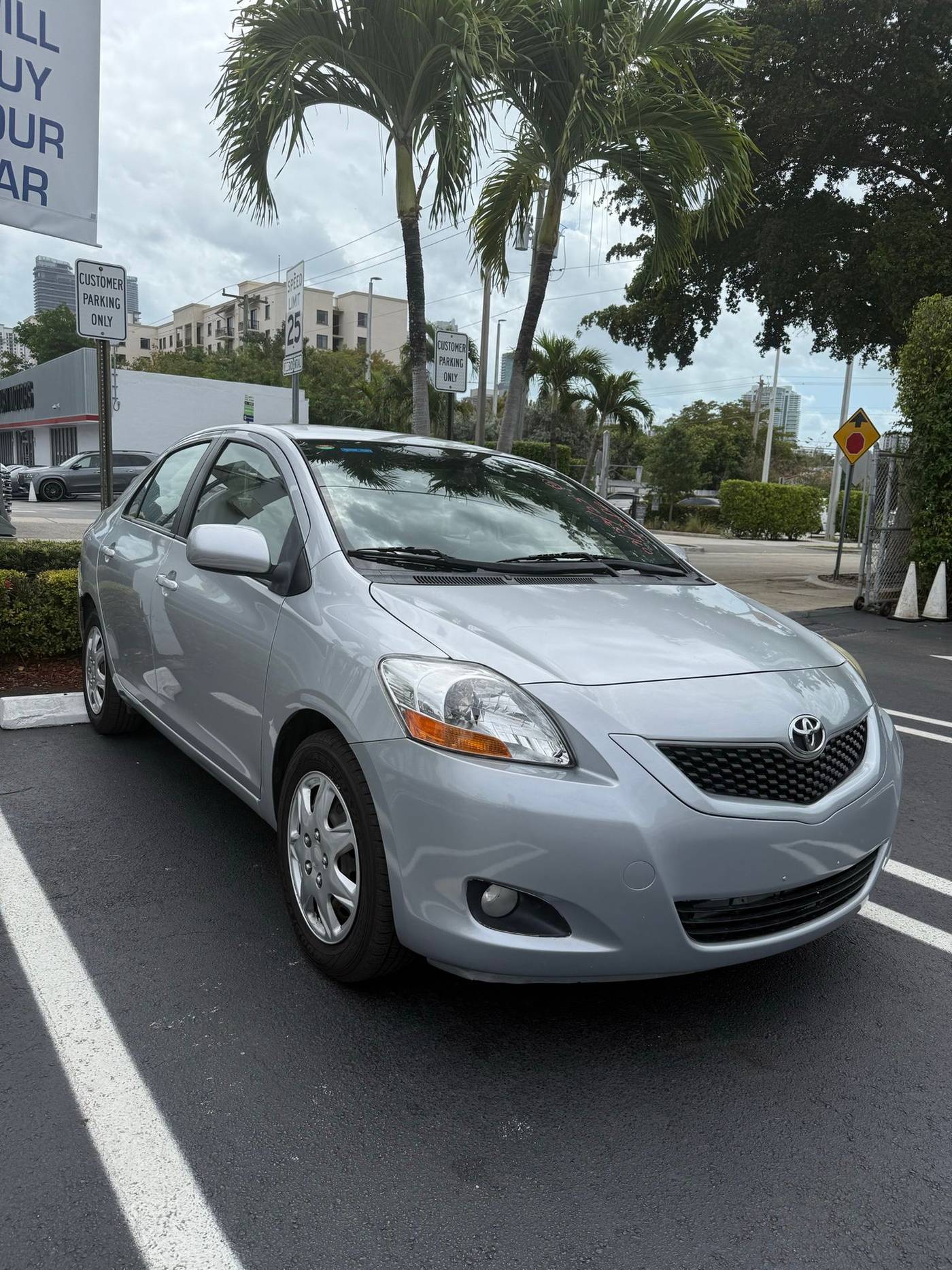 2010 Toyota Yaris Base — Sedan — 93,932 mi — Miami, FL