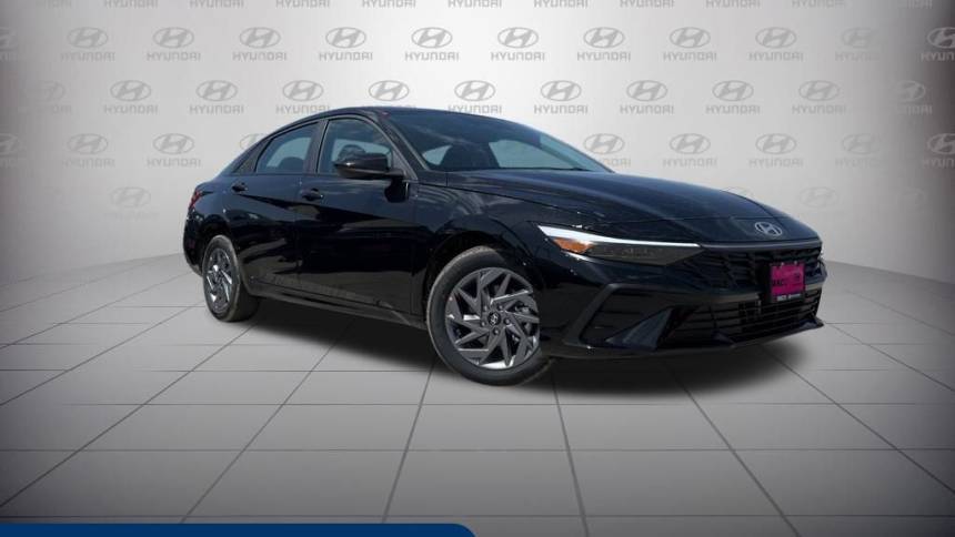 2024 Hyundai Elantra Hybrid Blue — Sedan — 3,010 mi — Waco, TX