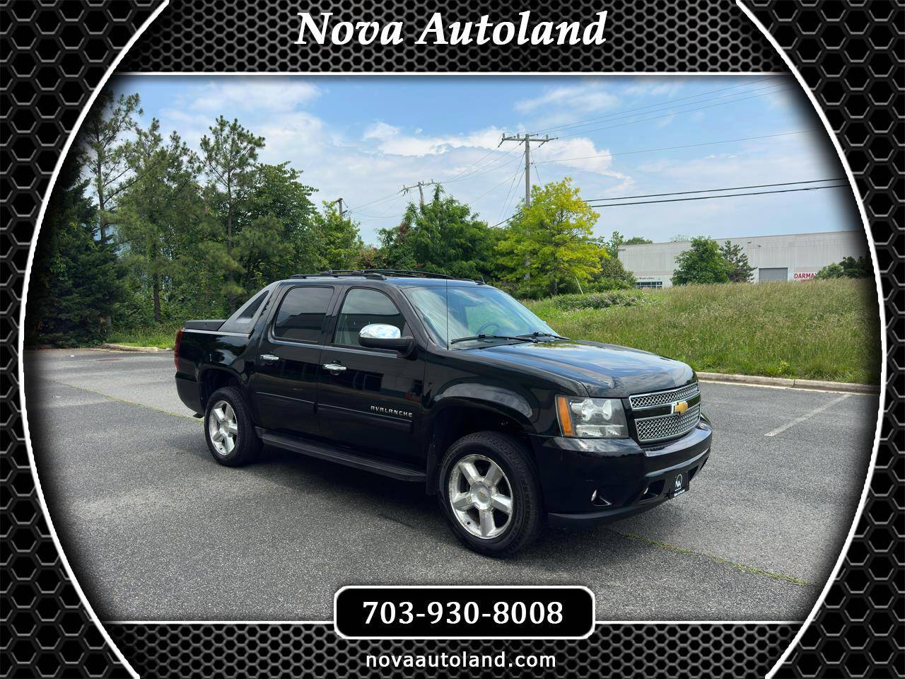 2011 Chevrolet Avalanche LS — Pickup Truck — 122,360 mi — Chantilly, VA