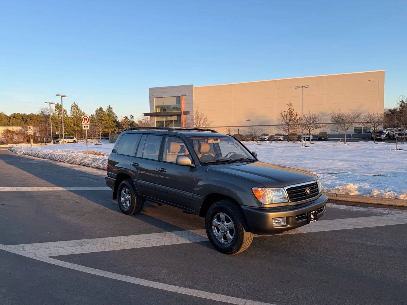 2001 Toyota Land Cruiser Base