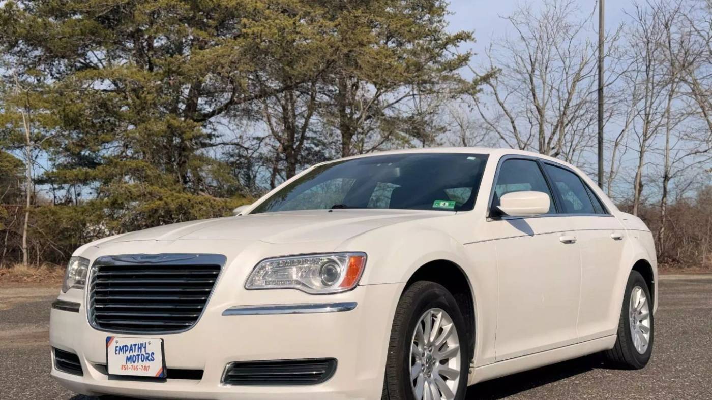 2012 Chrysler 300 Base — Sedan — 134,785 mi — Millville, NJ