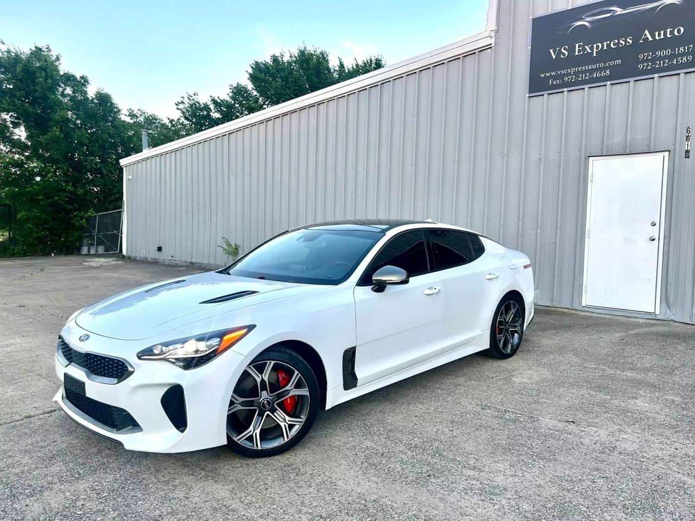 2019 Kia Stinger GT1 — Hatchback — 116,755 mi — SACHSE, TX
