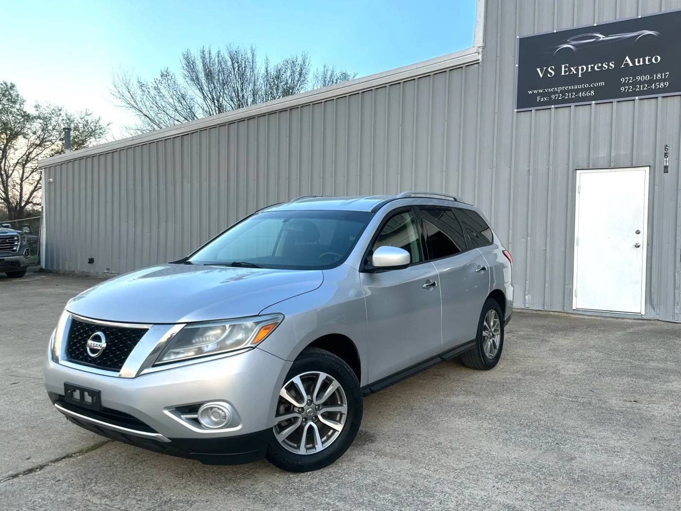 2013 Nissan Pathfinder SV — SUV — 182,989 mi — SACHSE, TX