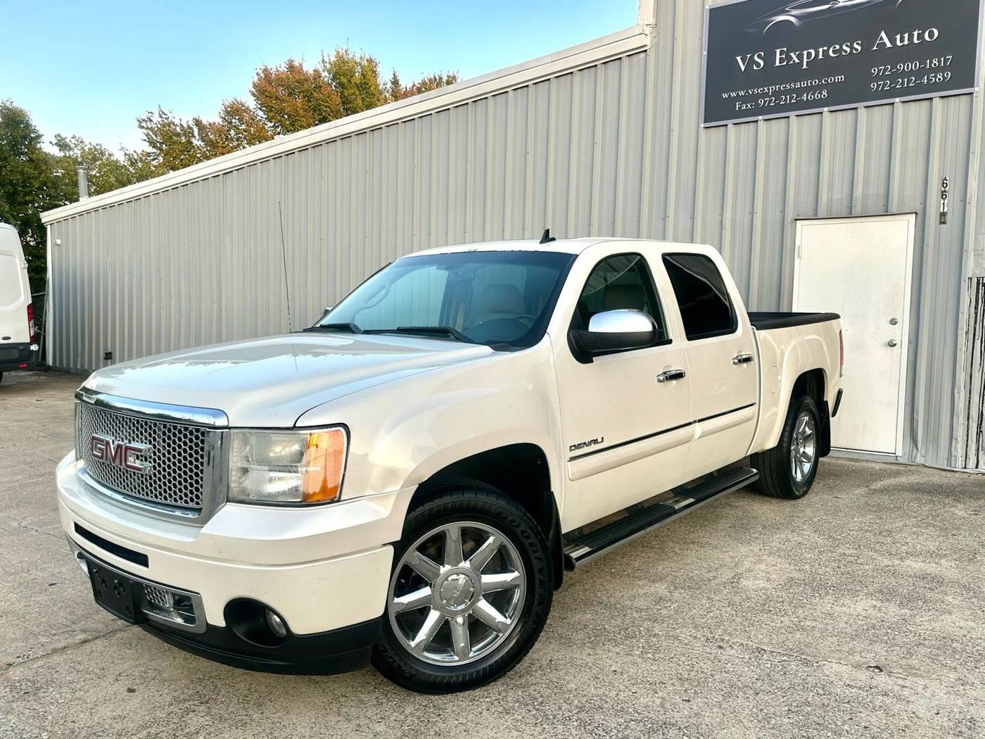 2013 GMC Sierra 1500 Denali — Pickup Truck — 169,453 mi — SACHSE, TX