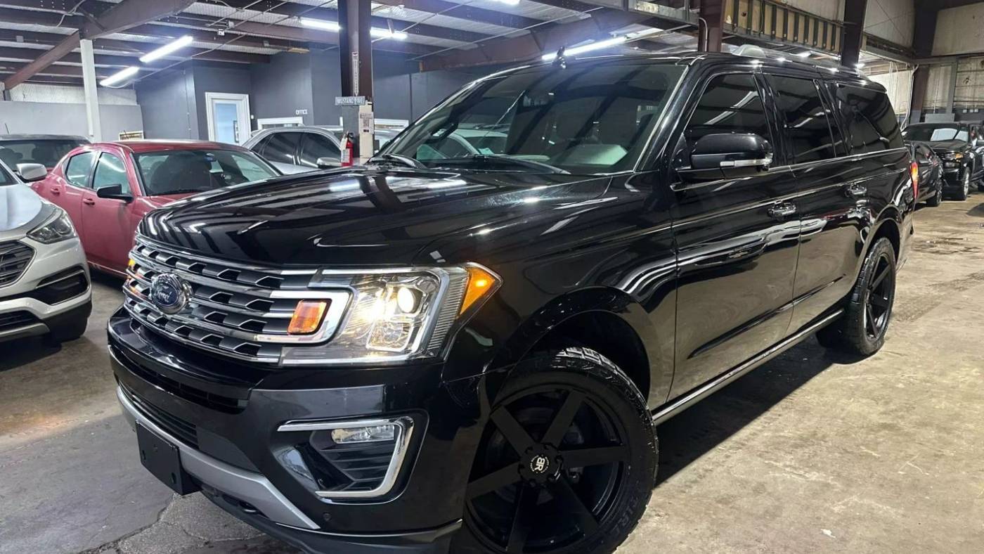 2019 Ford Expedition Limited — SUV — 136,428 mi — SACHSE, TX