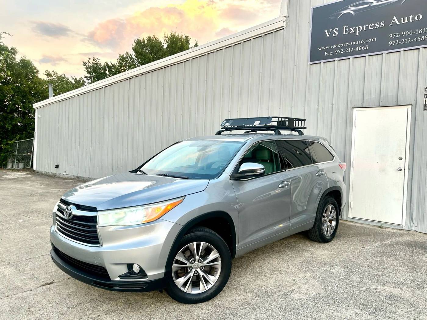 2014 Toyota Highlander LE Plus — SUV — 144,668 mi — SACHSE, TX