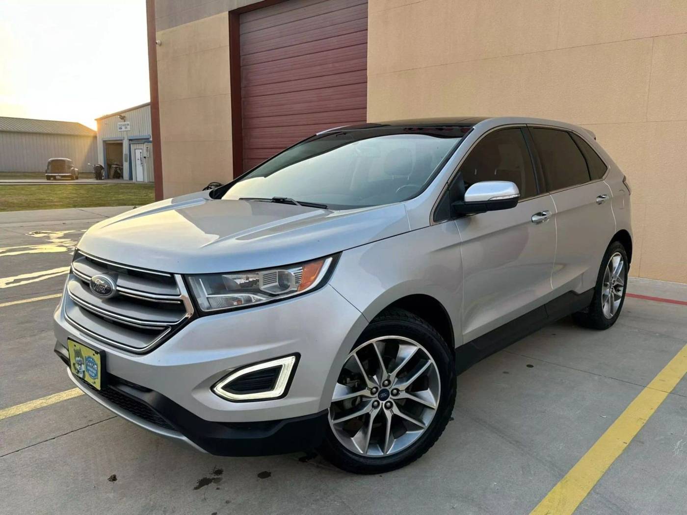 2016 Ford Edge Titanium — SUV — 94,520 mi — SACHSE, TX
