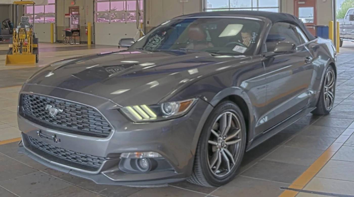 2017 Ford Mustang EcoBoost Premium